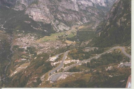 {short description of image}