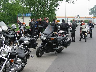 {short description of image}