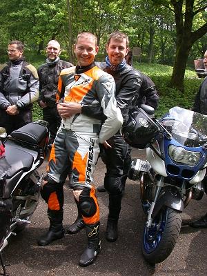 {short description of image}