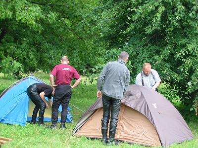 {short description of image}