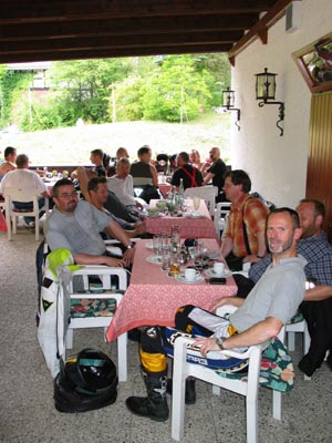 {short description of image}