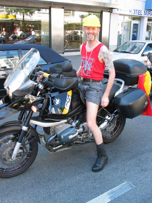 {short description of image}