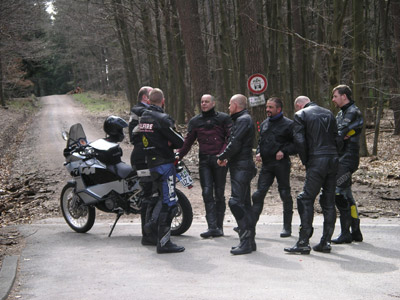 {short description of image}