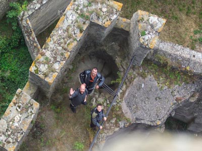 {short description of image}