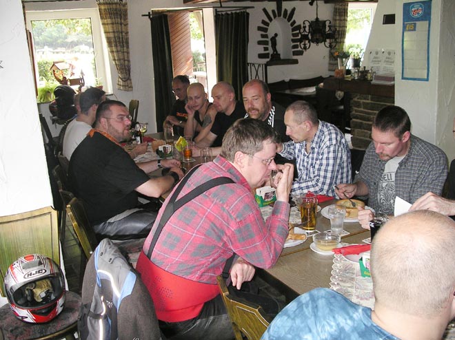 {short description of image}