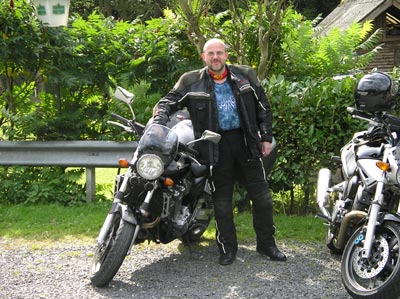 {short description of image}