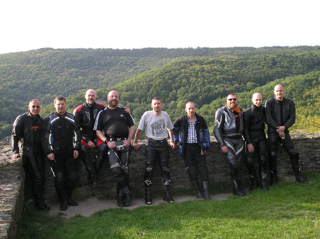 {short description of image}