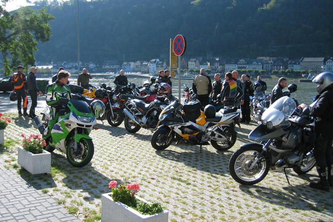 {short description of image}