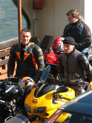 {short description of image}