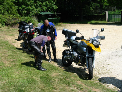 {short description of image}