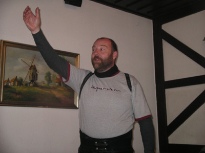 {short description of image}