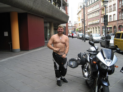 {short description of image}