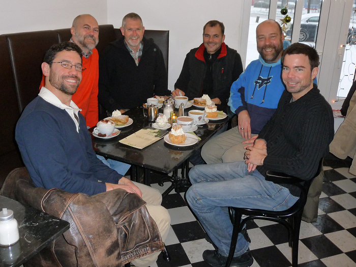 {short description of image}