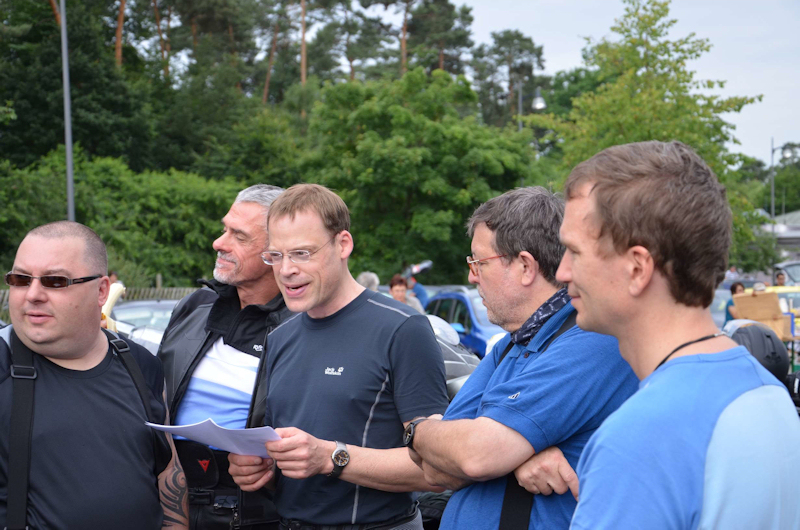 {short description of image}